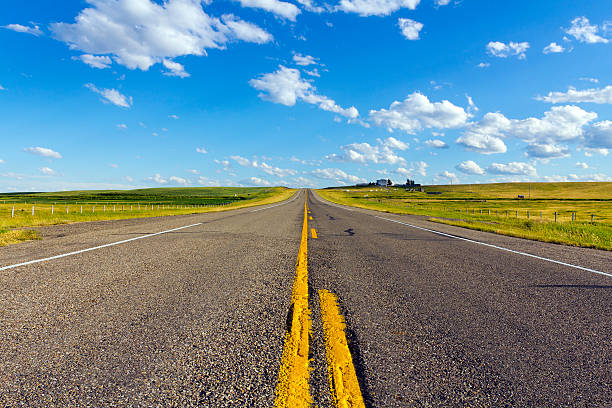 istock American Country Road 178636036