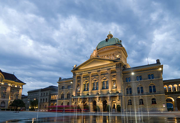 スイス連邦の宮殿 - berne the reichstag swiss culture parliament building ストックフォトと画像