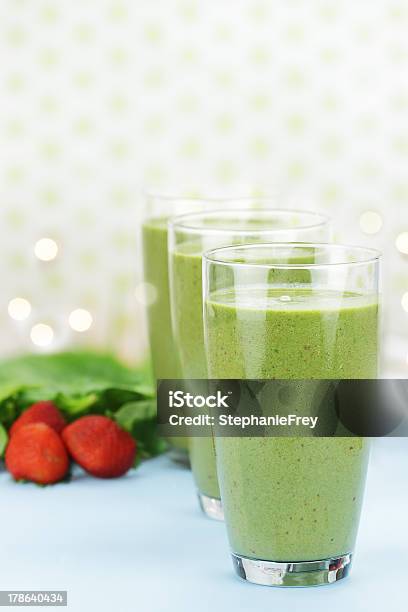 Spinach Smoothie Stock Photo - Download Image Now - Blended Drink, Cold Drink, Cold Temperature