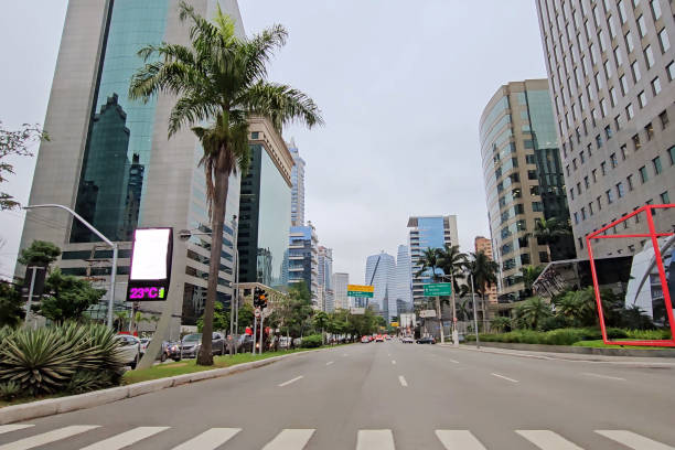 istock Juscelino Avenue in Sao Paulo 1786688638