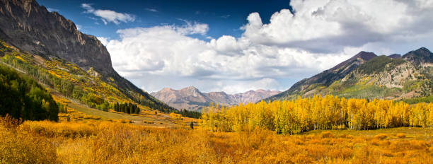 istock Autumn in the Mountains 1786987999