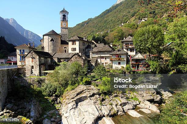 Lavertezzo Verzasca Valley Szwajcaria - zdjęcia stockowe i więcej obrazów Szwajcaria - Szwajcaria, Wieś, Alpy
