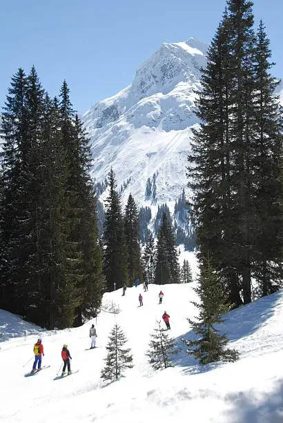 Slope from oberlech to lech, beautiful winterlandscape, people on ski