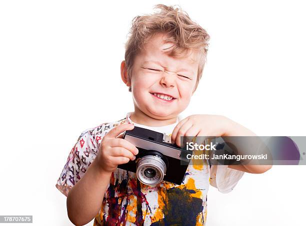 Crazy Joven Fotógrafo Foto de stock y más banco de imágenes de Fotógrafo - Fotógrafo, Humor, 2-3 años