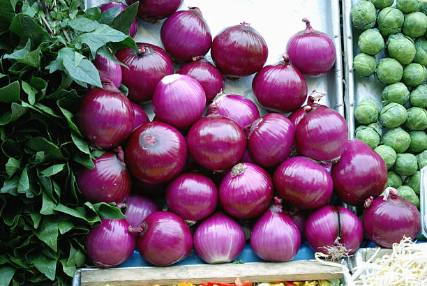 istock red onion in the flea market 178709696