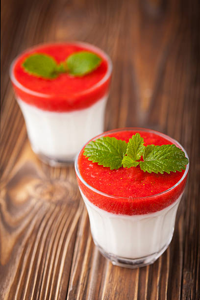 istock Strawberry and yoghurt dessert 178709907