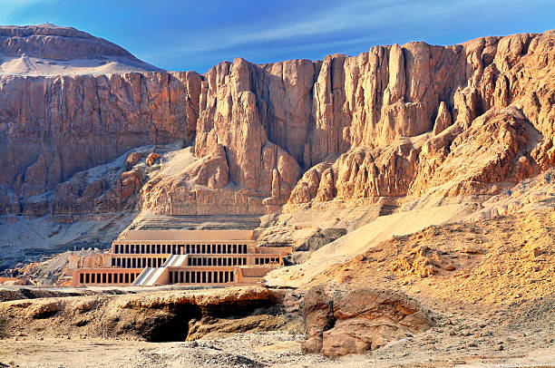 Templo de Hatshepsut-Vale dos Reis - foto de acervo