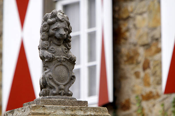 istock Lion statue at the Kunsthaus Rosteck in Lemgo 178712222