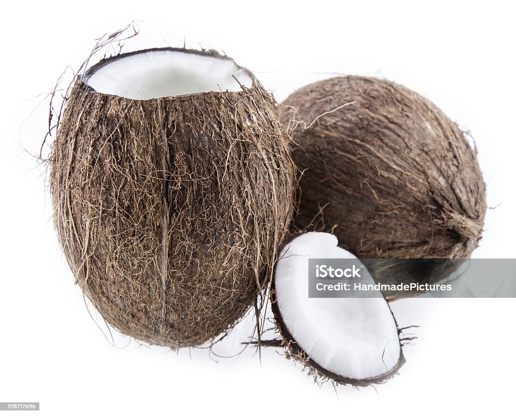 Noix de coco isolé sur blanc Craquelé - Photo de Aliment libre de droits