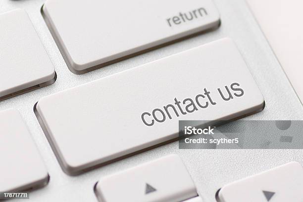 Contacto Clave De Foto de stock y más banco de imágenes de Contact Us - Frase en inglés - Contact Us - Frase en inglés, Blanco - Color, Ícono