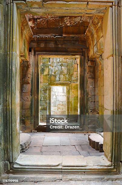 Templo De Angkor Wat Ruinas En Siem Reap Camboya La Humanidad De La Unesco Sitio Foto de stock y más banco de imágenes de Adulación