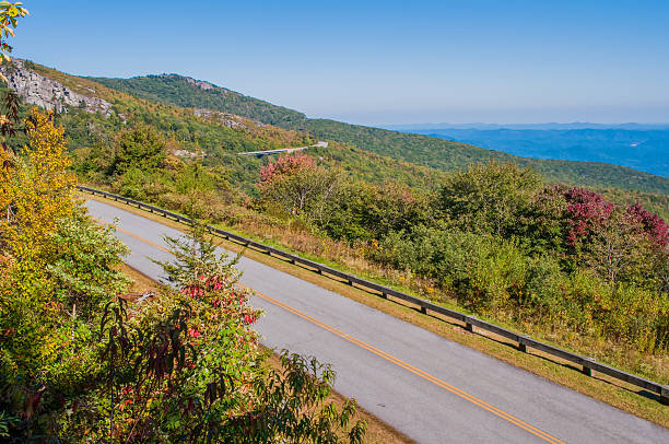 istock Blue Ridge Parkway Scenic Mountains Overlook 178722582