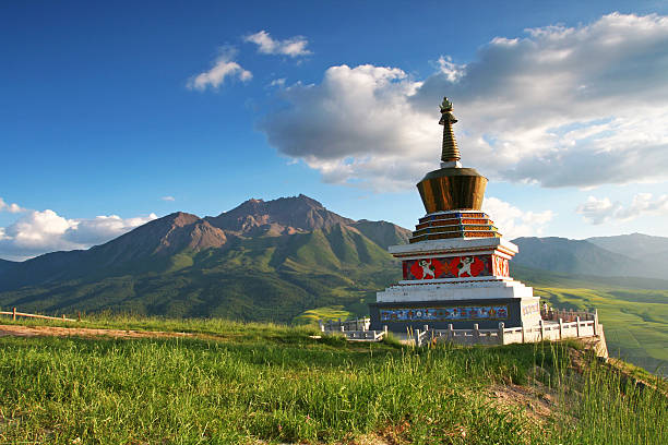 istock One pagoda face Niuxin Mountain 178722584