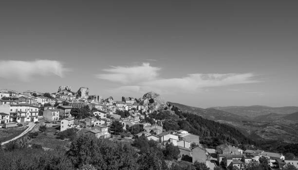 istock Pietrabbondante, Isernia, Molise. Panorama 1787242084