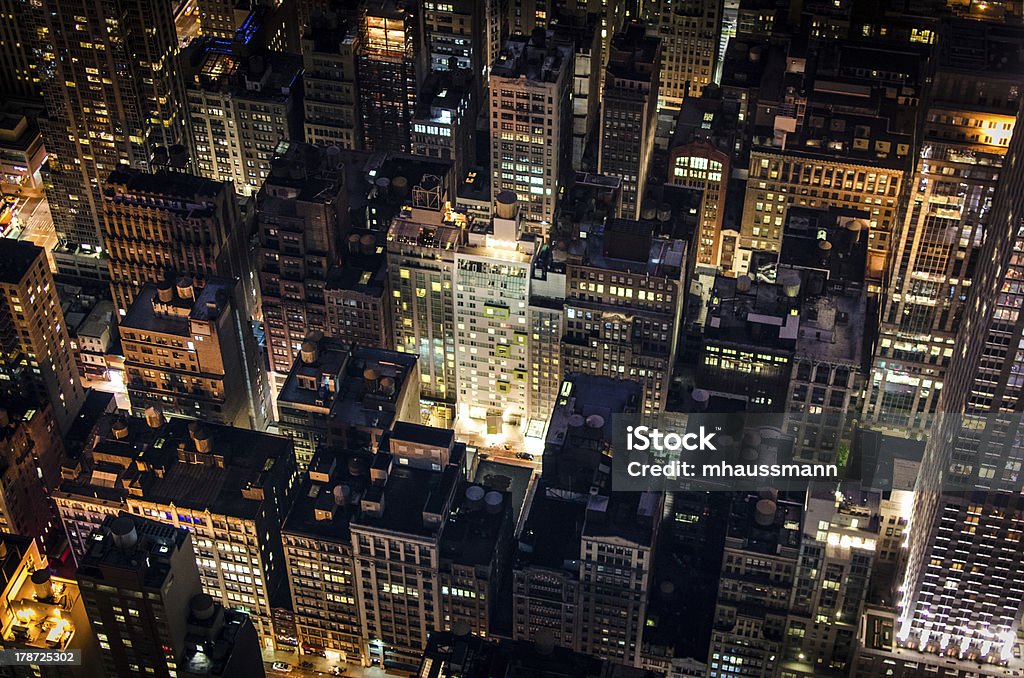 New York Dächer bei Nacht - Lizenzfrei Ansicht aus erhöhter Perspektive Stock-Foto