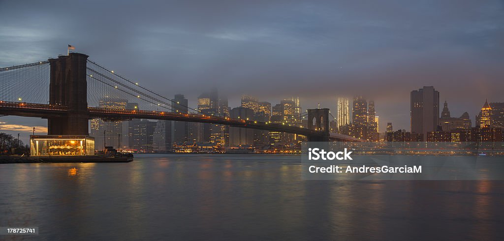 Ponte di Brooklyn e Manhattan, New York - Foto stock royalty-free di Acqua