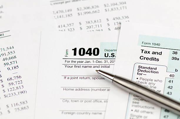 istock income tax form 178728897