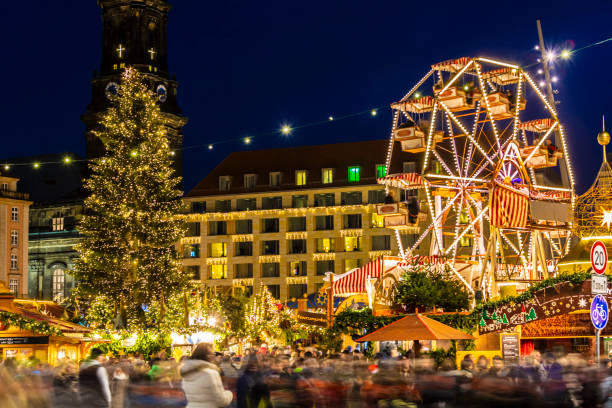 istock Christmas Market in Dresden 1787349235