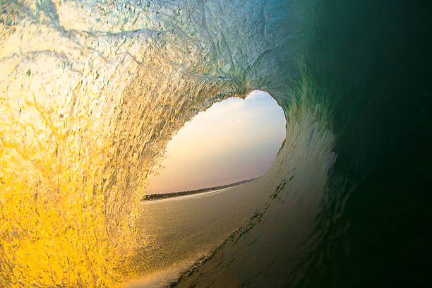 surfistas sonho onda - bodysurfing - fotografias e filmes do acervo