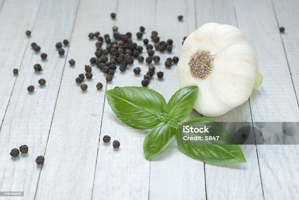 Aglio - Foto stock royalty-free di Aglio - Alliacee