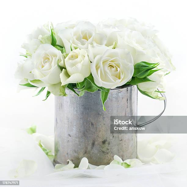 Bouquet De Rosas De Casamento Branco - Fotografias de stock e mais imagens de Antigo - Antigo, Antiguidade, Beleza natural