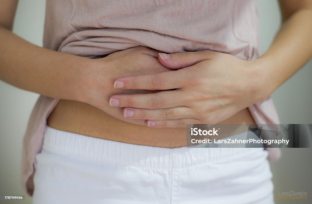 Frau mit Schmerzen - Lizenzfrei Schmerz Stock-Foto