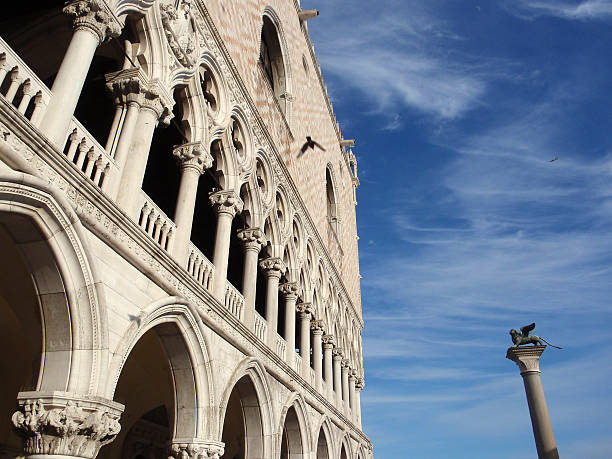 istock doge's palace and s. Mark Column, Venice 178750705