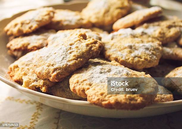 Haferflocken Cookies Stockfoto und mehr Bilder von Dessert - Dessert, Erfrischung, Essgeschirr