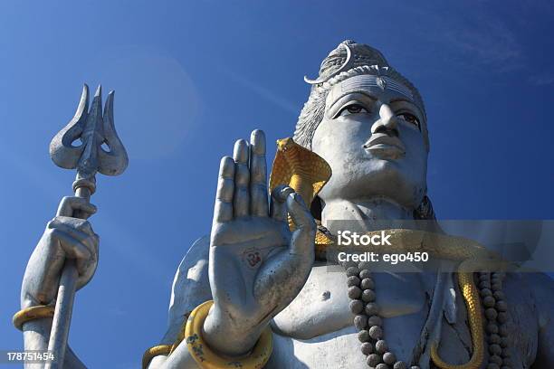 Shiva Estatua Foto de stock y más banco de imágenes de Asia - Asia, Cultura hindú, Culturas