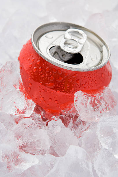 istock Red Can Of Fizzy Soft Drink Set In Ice 178752076