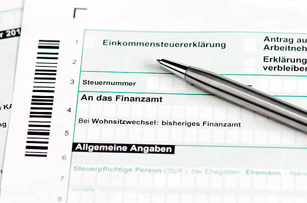 istock German tax form - Einkommensteuererklaerung 178752340