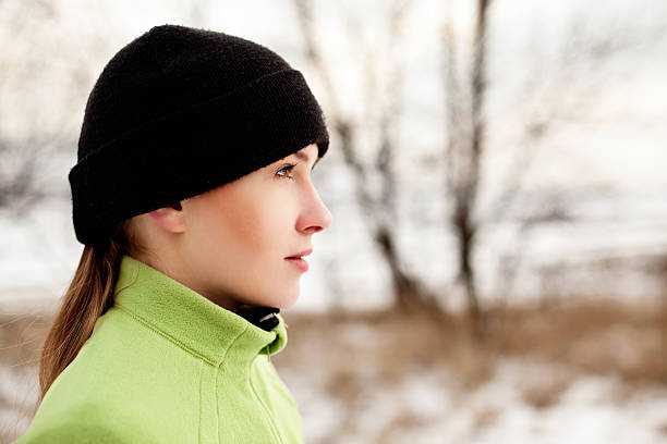 istock Woman preparing to run in winter 178752977