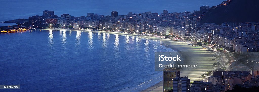 Spiaggia di Copacabana, Rio de Janeiro - Foto stock royalty-free di Ambientazione esterna