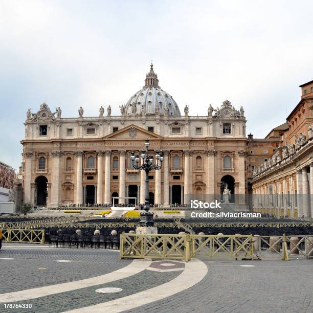 Foto de San Pietro Roma e mais fotos de stock de Arquitetura - Arquitetura, Basílica, Basílica de São Pedro