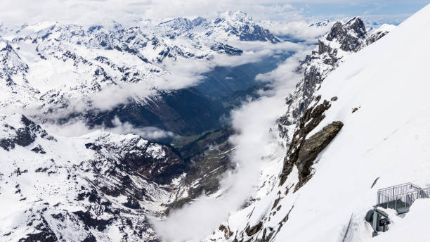 mount titlis in engelberg switzerland - canton obwalden imagens e fotografias de stock