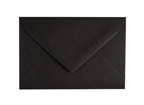 negro sobre (clipping path (borde de corte)) - manilla envelope fotografías e imágenes de stock