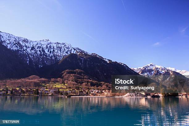 Brienz Lake - zdjęcia stockowe i więcej obrazów Alpy - Alpy, Berneński Oberland, Bez ludzi