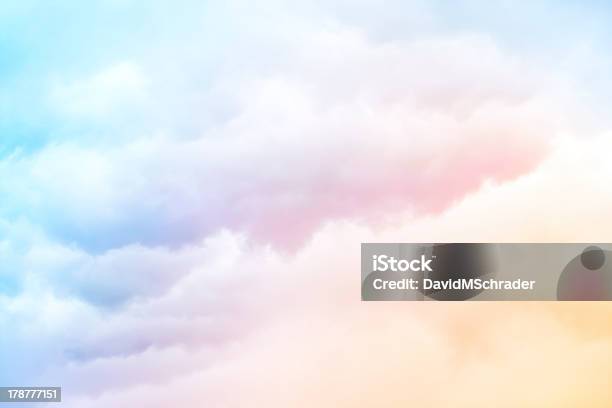 レインボー雲 - 雲のストックフォトや画像を多数ご用意 - 雲, 虹, 雲海