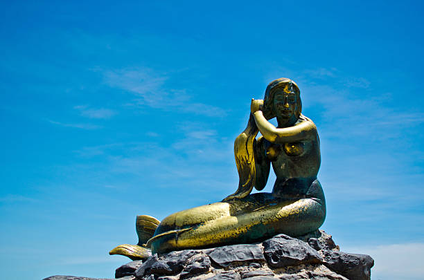 istock Songkhla Golden Mermaid Statue 178778315