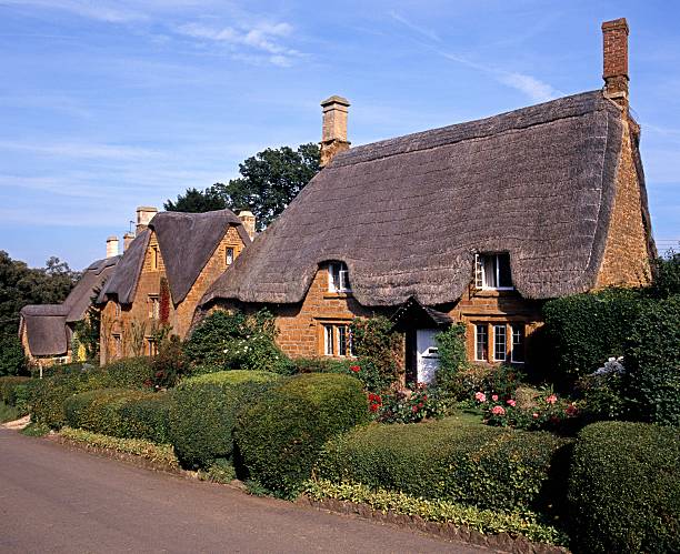 istock Thatched cottages, Great Tew, England. 178779356