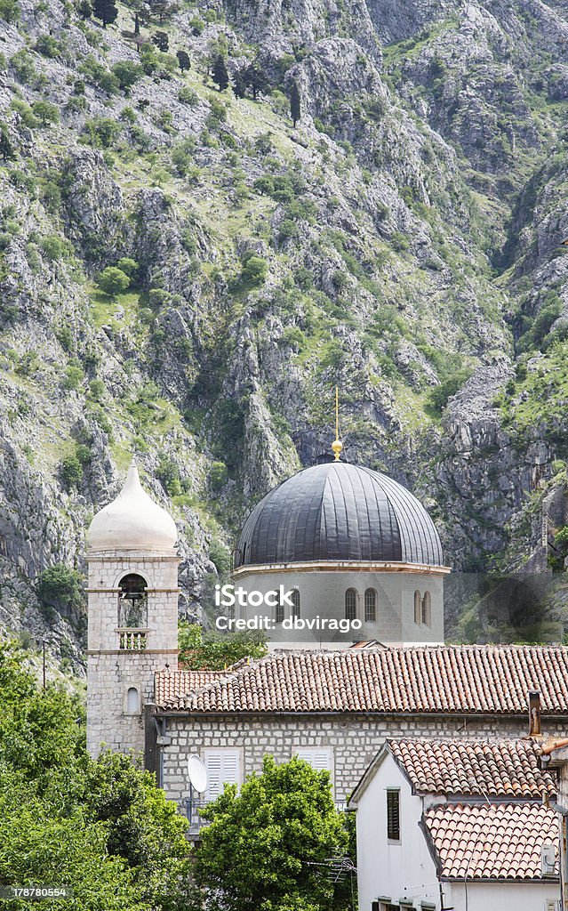 Igreja cúpulas em Kotor - Royalty-free Ao Ar Livre Foto de stock