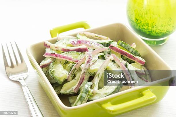 Gurke Rote Zwiebelnsalat Stockfoto und mehr Bilder von Dill - Dill, Dip, Fotografie