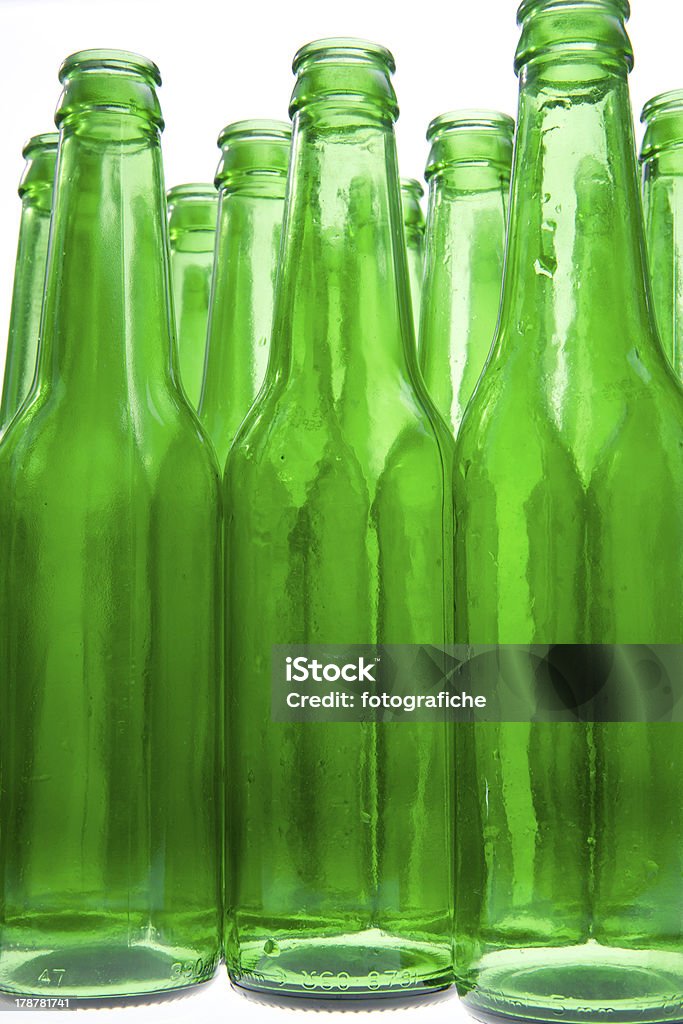 Bottiglie di birra vuote - Foto stock royalty-free di Alchol