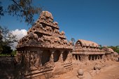 pancha-ratha-tempel-mahabalipuram-tamil-nadu-indien.jpg?b=1&s=170x170&k=20&c=Fco3wWyaD_2A0fPAHkM8c2p73bbWze1A25AeRyttees=