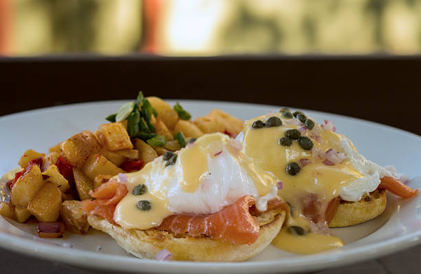 istock Eggs Benedict with Salmon and Side of Homefries 178787709