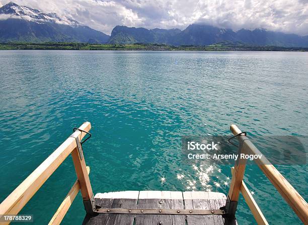 Thun Озеро В Швейцарии — стоковые фотографии и другие картинки Jungfrau Region - Jungfrau Region, Lake Thun, Без людей