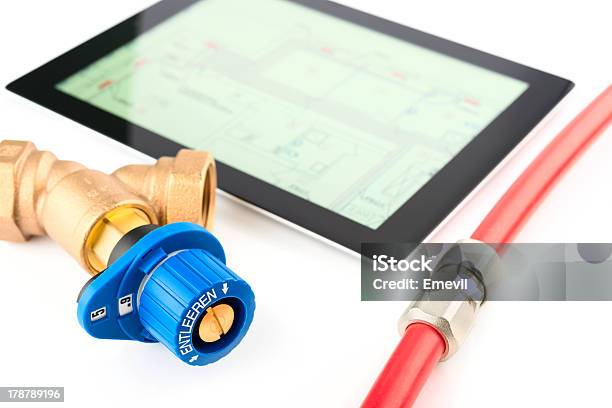 Sistema De Calefacción De Desarrollo Foto de stock y más banco de imágenes de Botón de control - Botón de control, Calefacción del hogar, Calor