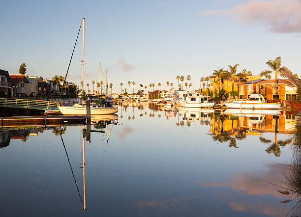 istock Expensive homes and boats ventura 178794102