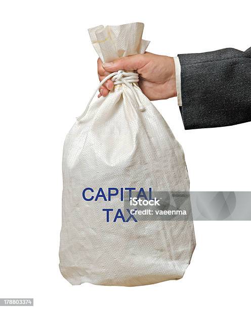 Tasche Mit Kapitalsteuer Stockfoto und mehr Bilder von Erlös - Erlös, Europäischer Abstammung, Finanzen und Wirtschaft