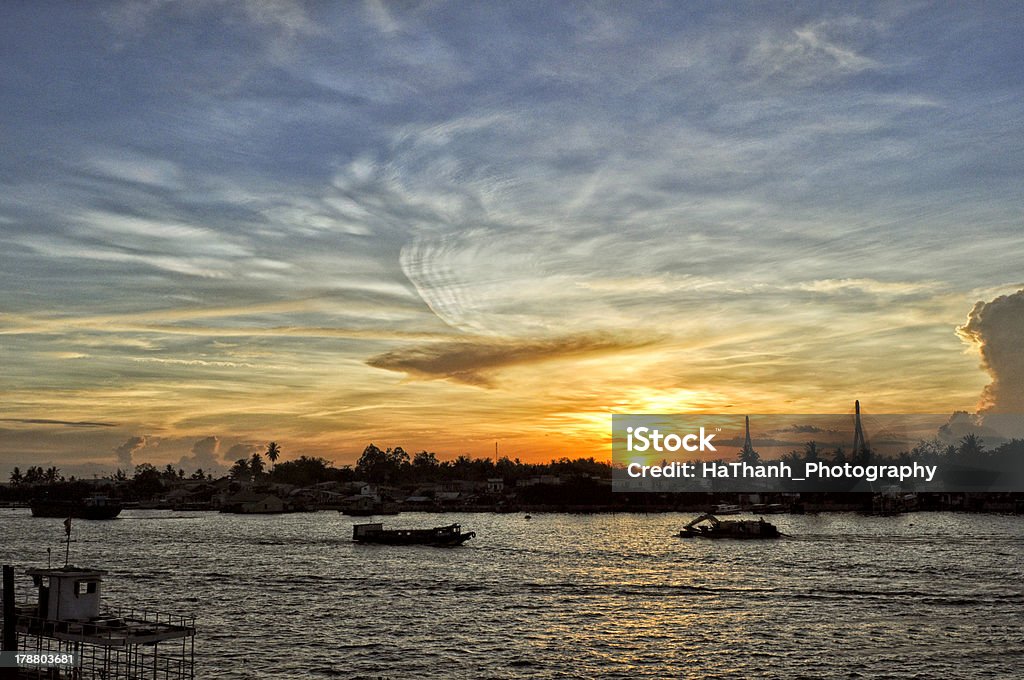 Nascer do sol no rio Mekong - Foto de stock de Amarelo royalty-free